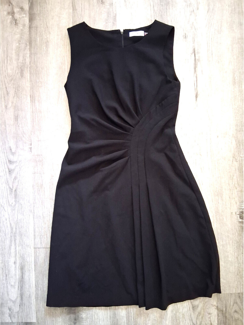 Calvin Klein Woman's Size 8 Regular Black Sleeveless Sheath Ruched Drape Dress